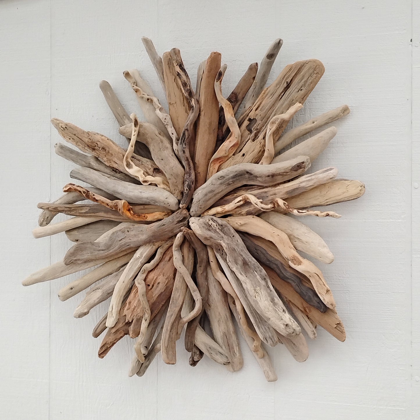 Large Driftwood Art Sunburst Rustic Natural Wood Round Wall Decor