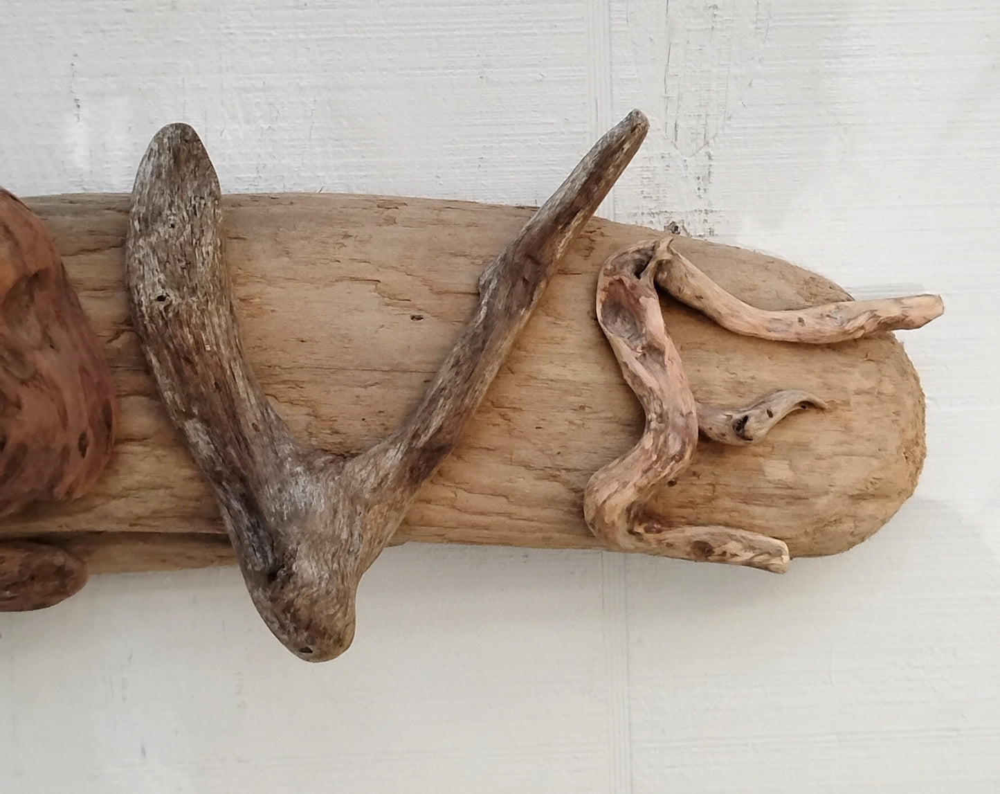 Natural Driftwood LOVE Sign Wall Hanging