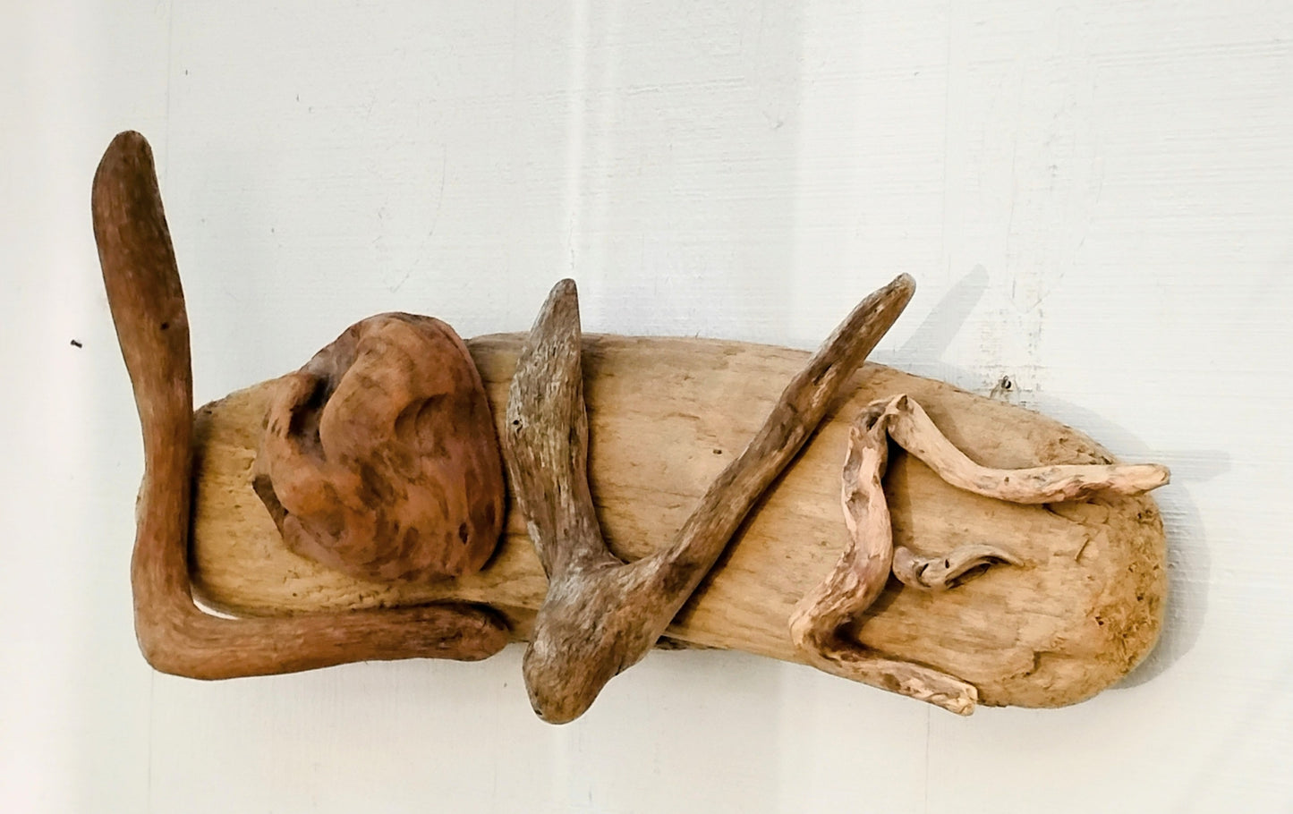 Natural Driftwood LOVE Sign Wall Hanging