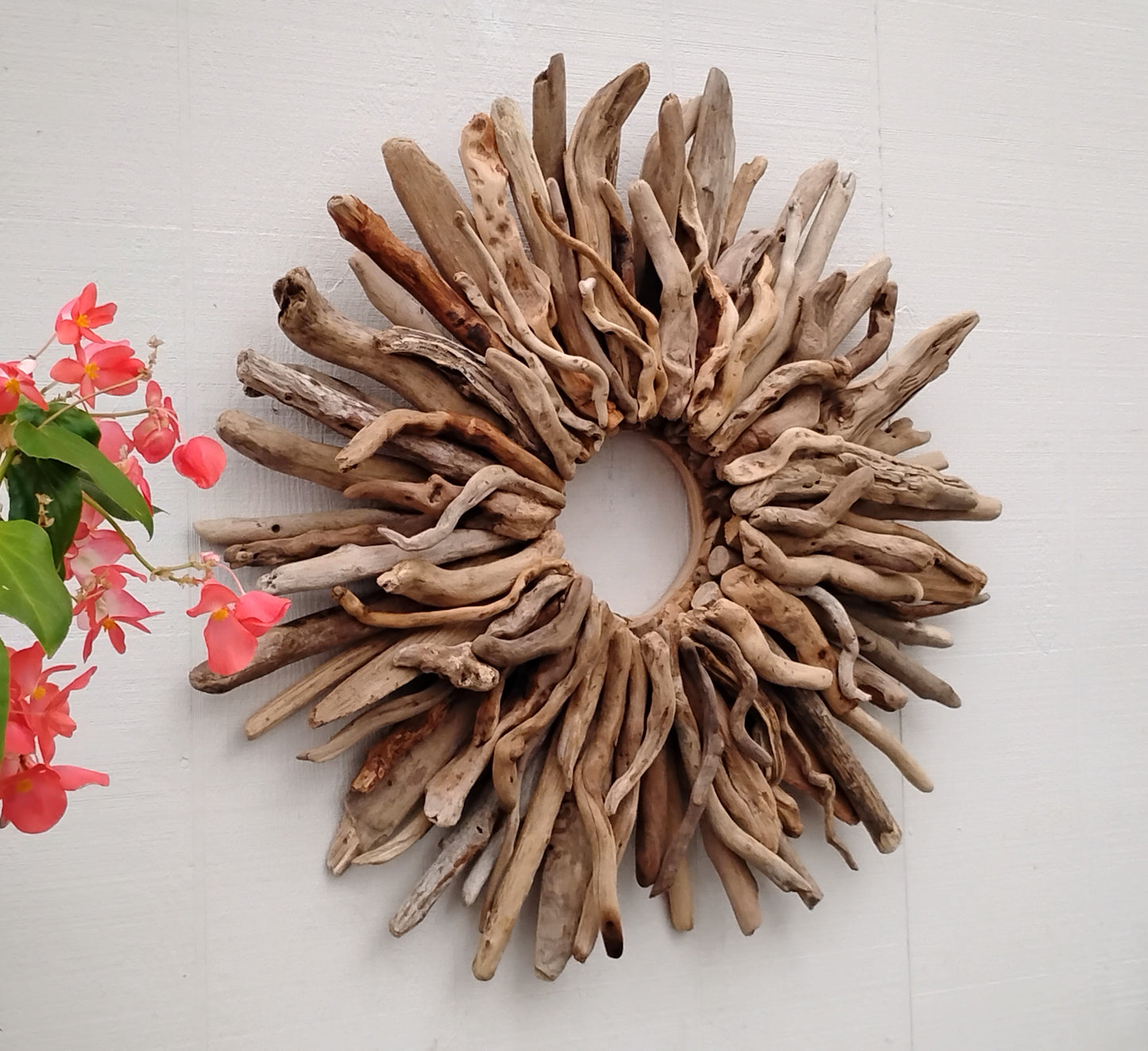 Large Driftwood Wreath Sunburst Mantel Wall Decor