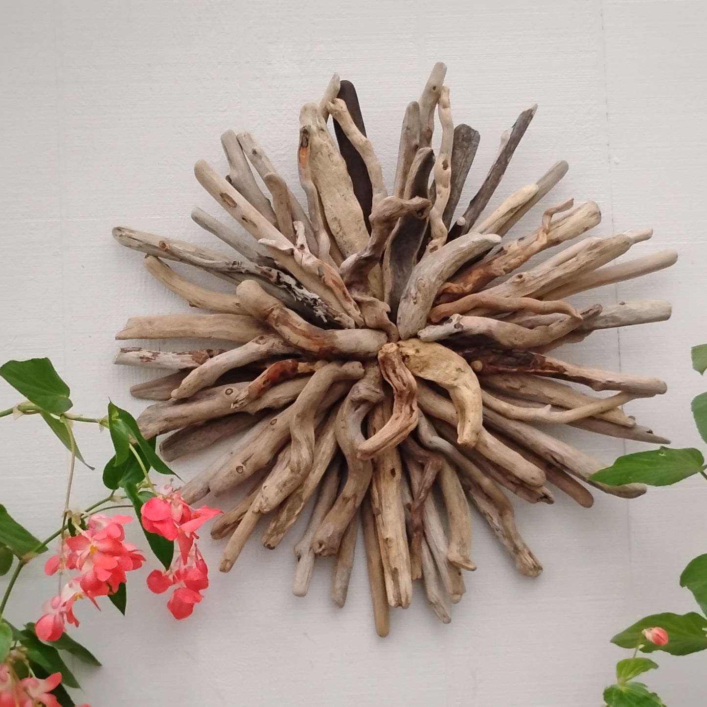 Driftwood Starburst Round Driftwood Wall Hanging