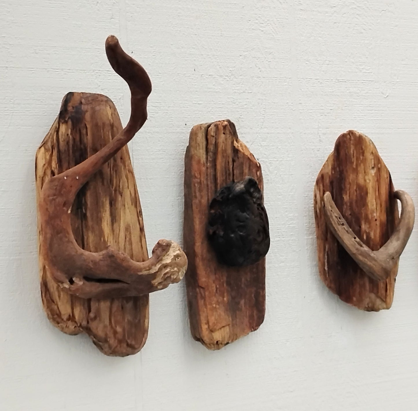 Driftwood Art Love Wall Sign Rustic ( 4 Pieces)