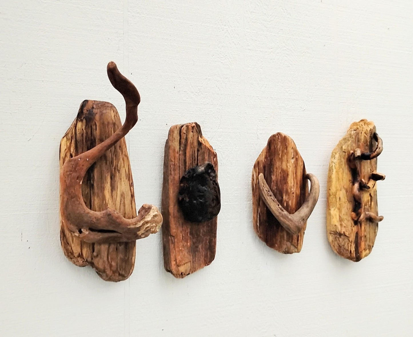 Driftwood Art Love Wall Sign Rustic ( 4 Pieces)